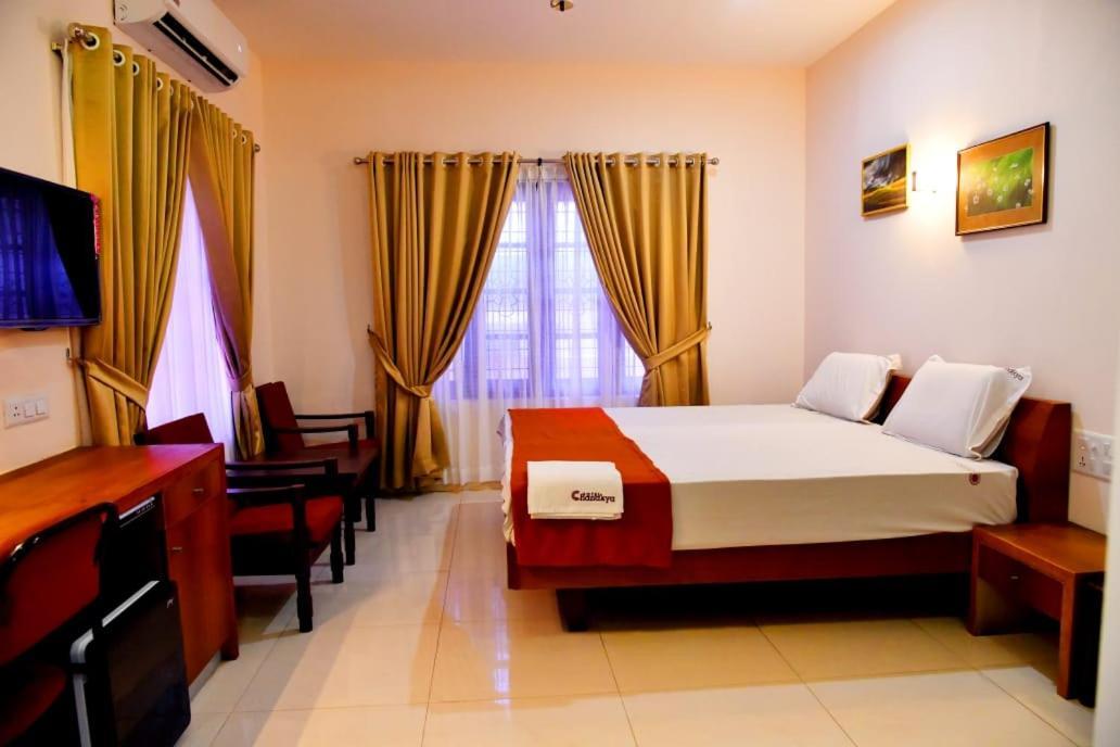 بلكاد Hotel Chanakya المظهر الخارجي الصورة
